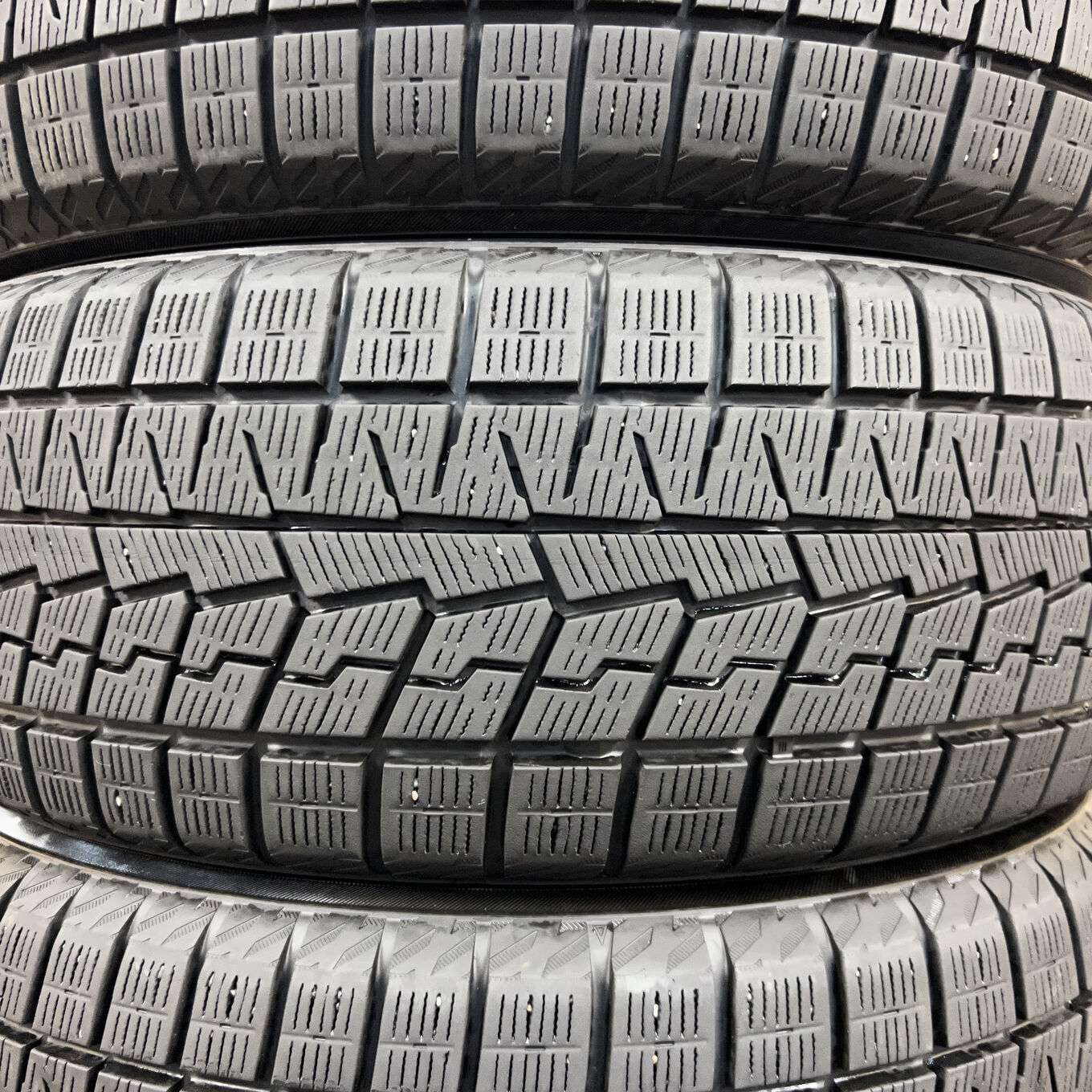 Yokohama ICE GUARD IG70 205/55 R16, фото 2