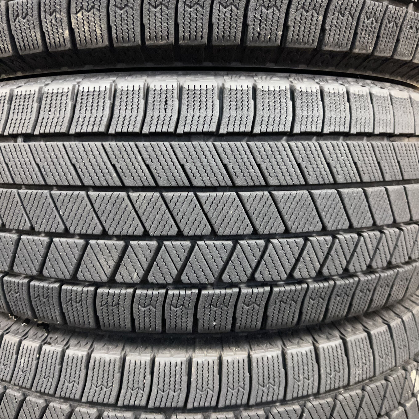 Bridgestone BLIZZAK VRX3 205/55 R16, фото 3