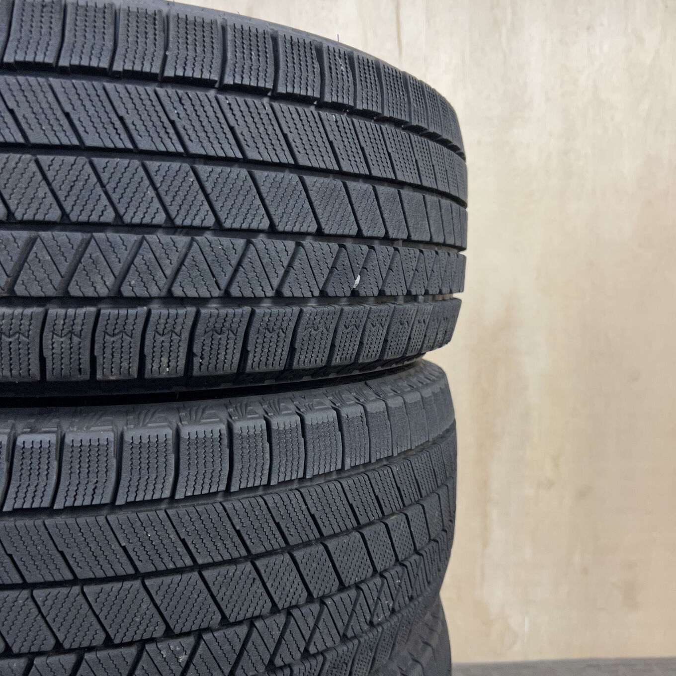 Bridgestone BLIZZAK VRX3 205/55 R16, фото 6