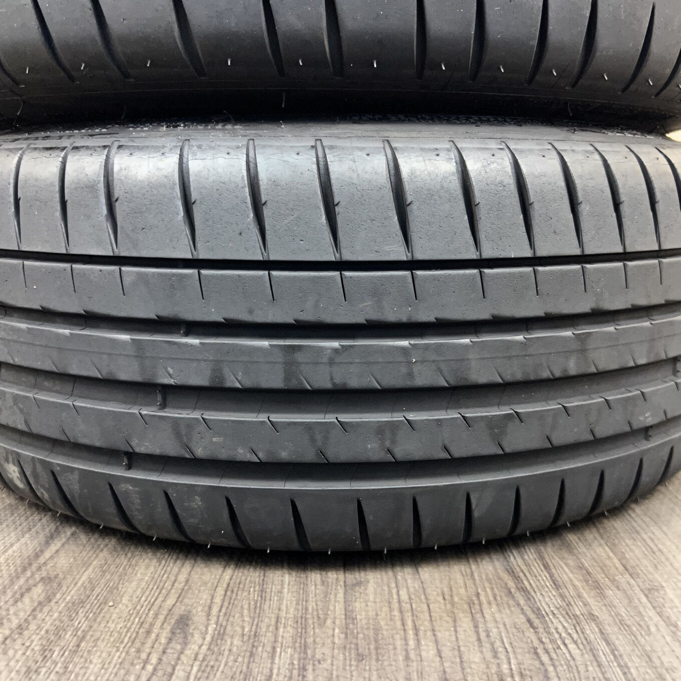 Michelin PILOT SPORT 4 205/45 R17, фото 2