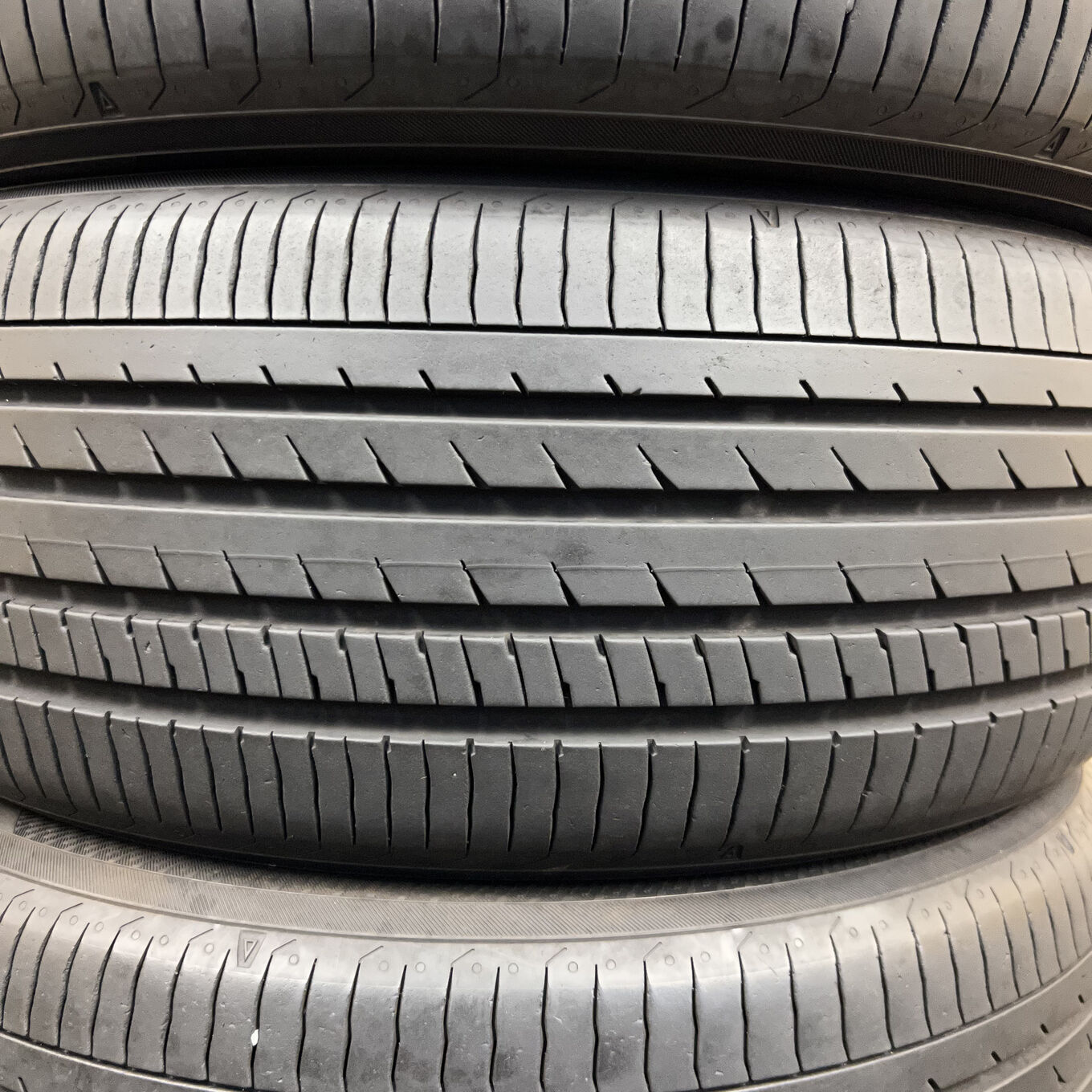 Yokohama ADVAN DB V553 215/50 R17, фото 3