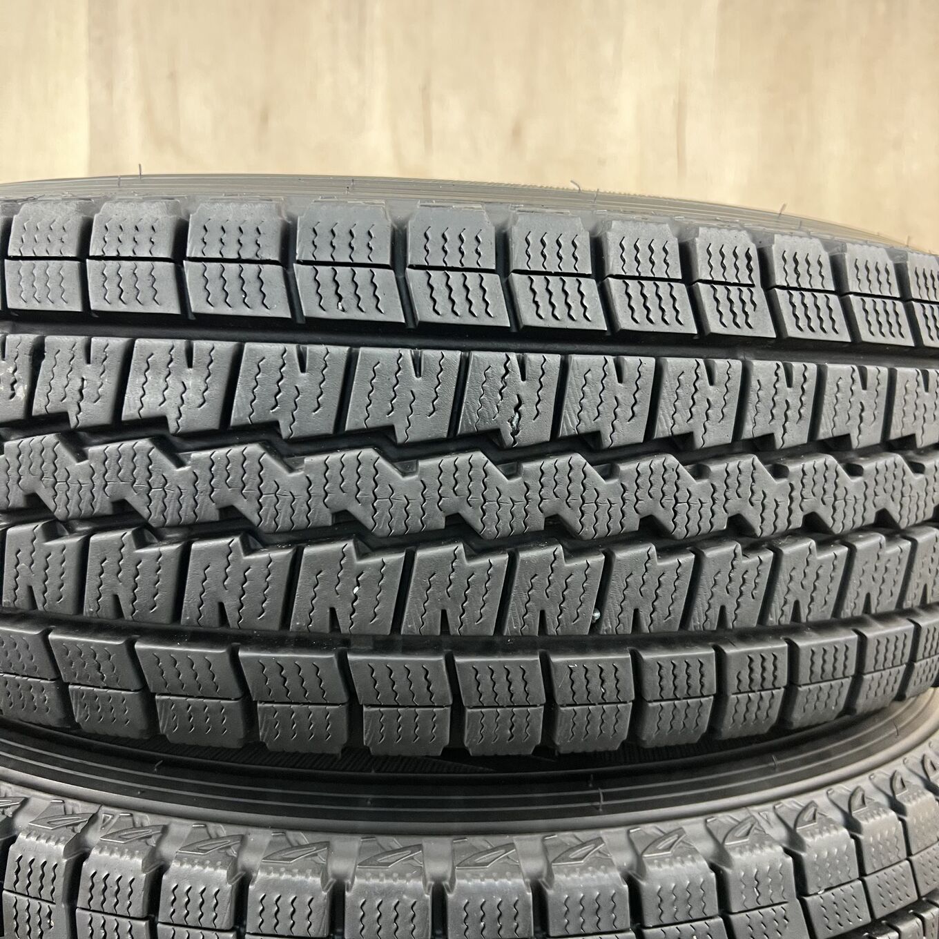 Dunlop WINTER MAXX SV01 195/80 R15, фото 2