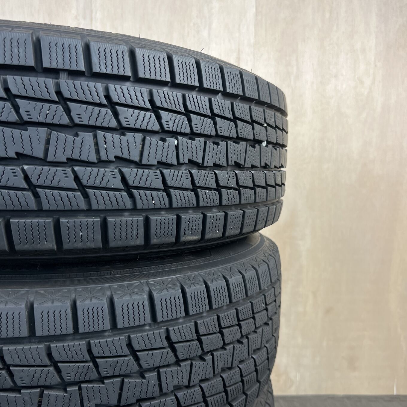 Goodyear ICE NAVI SUV 225/60 R18, фото 6