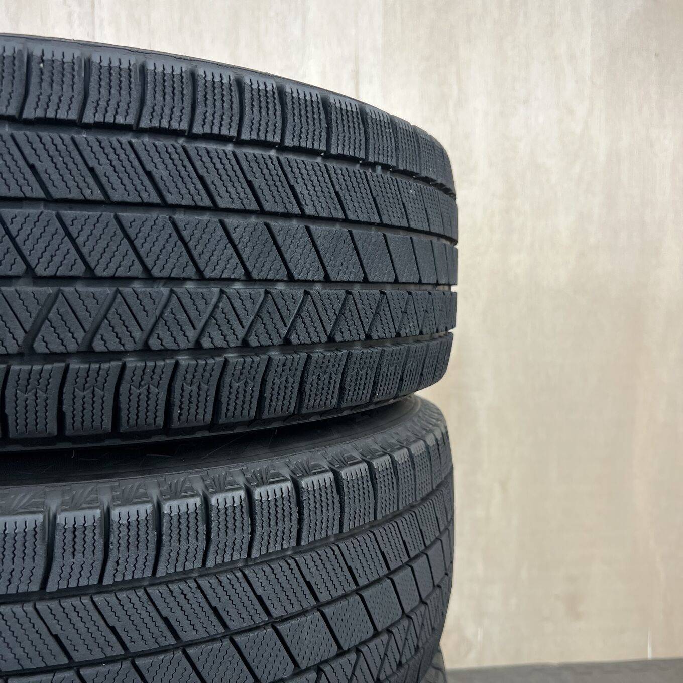 Bridgestone BLIZZAK VRX3 215/65 R16, фото 6