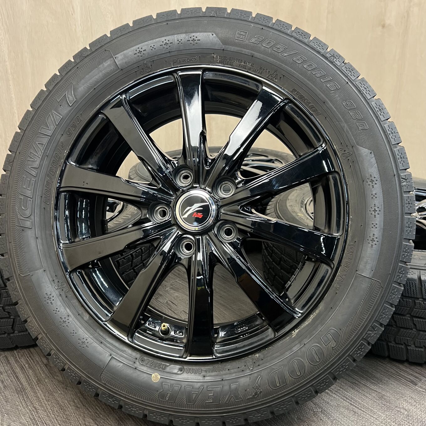 Goodyear ICE NAVI 7 205/60 R16, фото 6