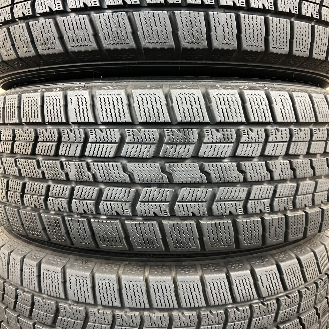 Goodyear ICE NAVI 7 205/60 R16, фото 3