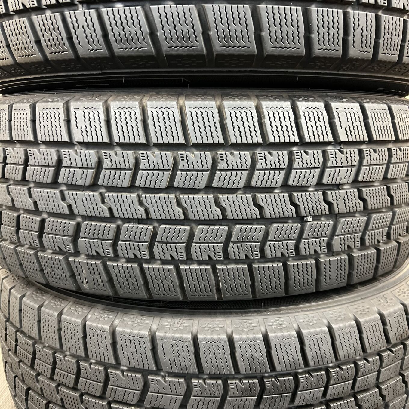 Goodyear ICE NAVI 7 205/60 R16, фото 4