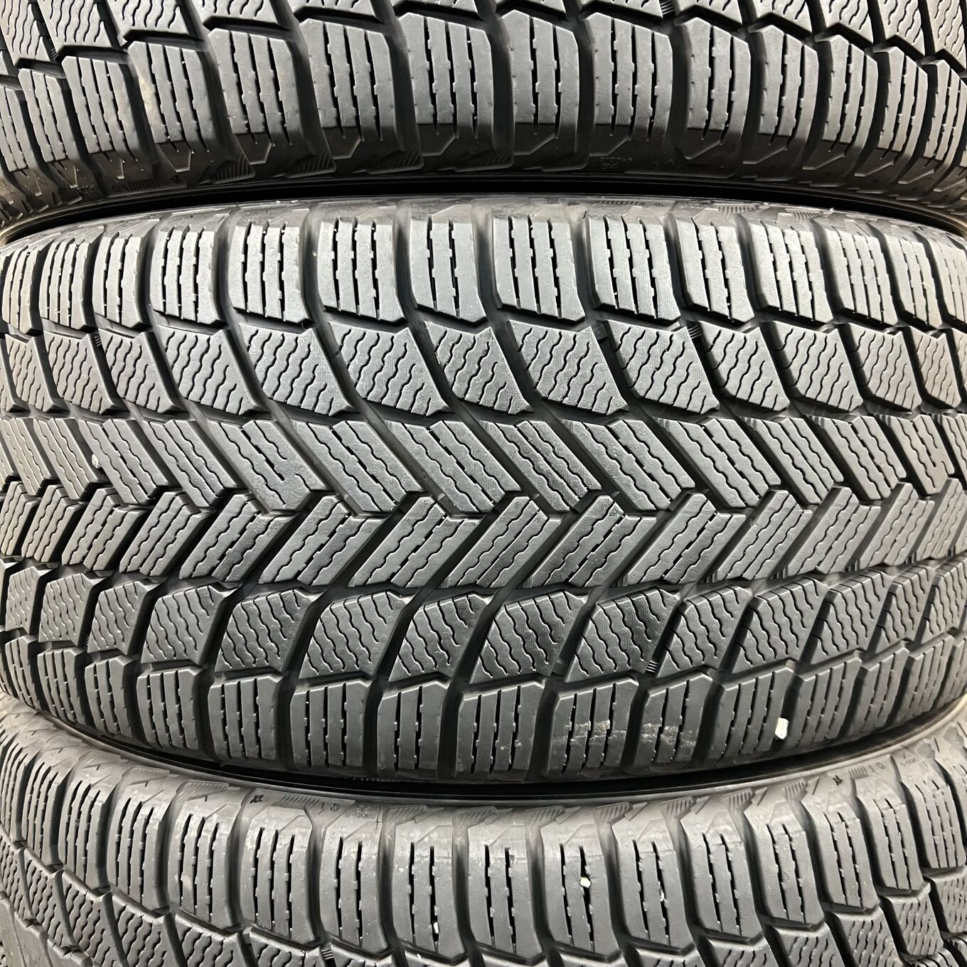 Michelin X-ICE SNOW 245/45 R18, фото 3