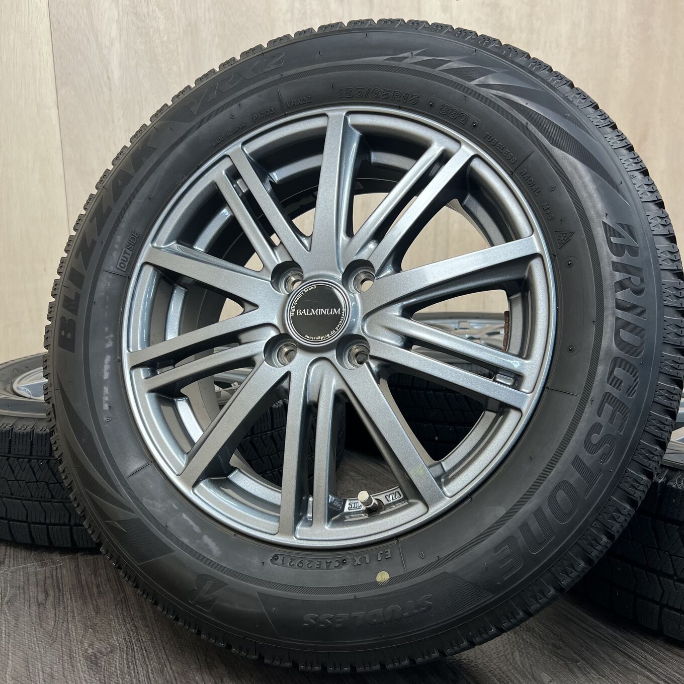 Б/У колесо в сборе 185/65 R15 Bridgestone BALMINUM, артикул 113S40426