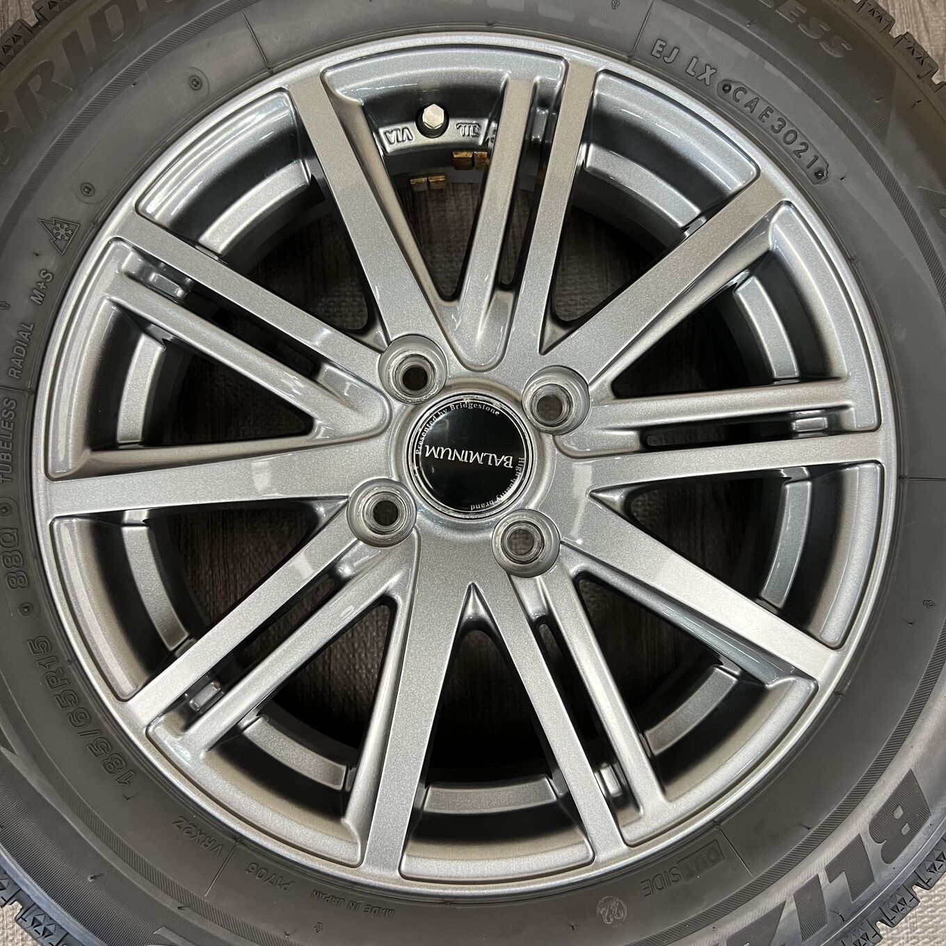 Bridgestone BALMINUM 185/65 R15, фото 3