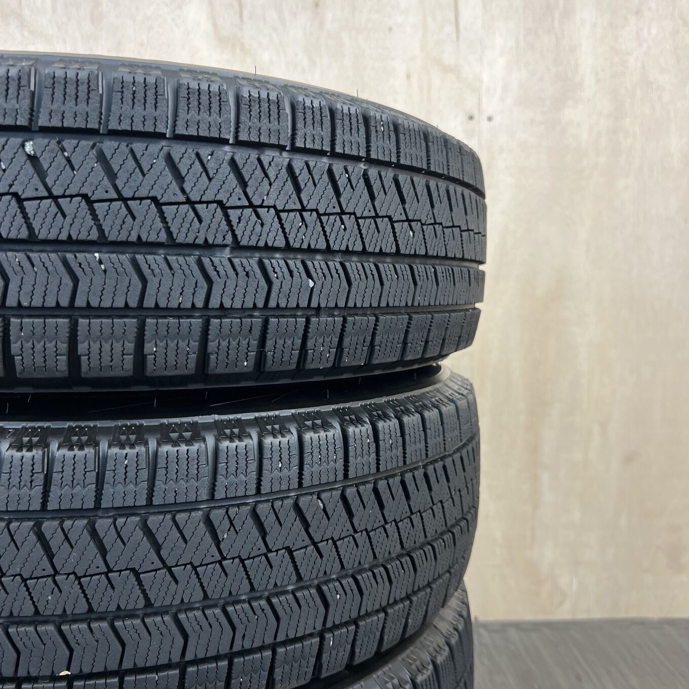 Bridgestone BLIZZAK VRX2 185/65 R15, фото 6