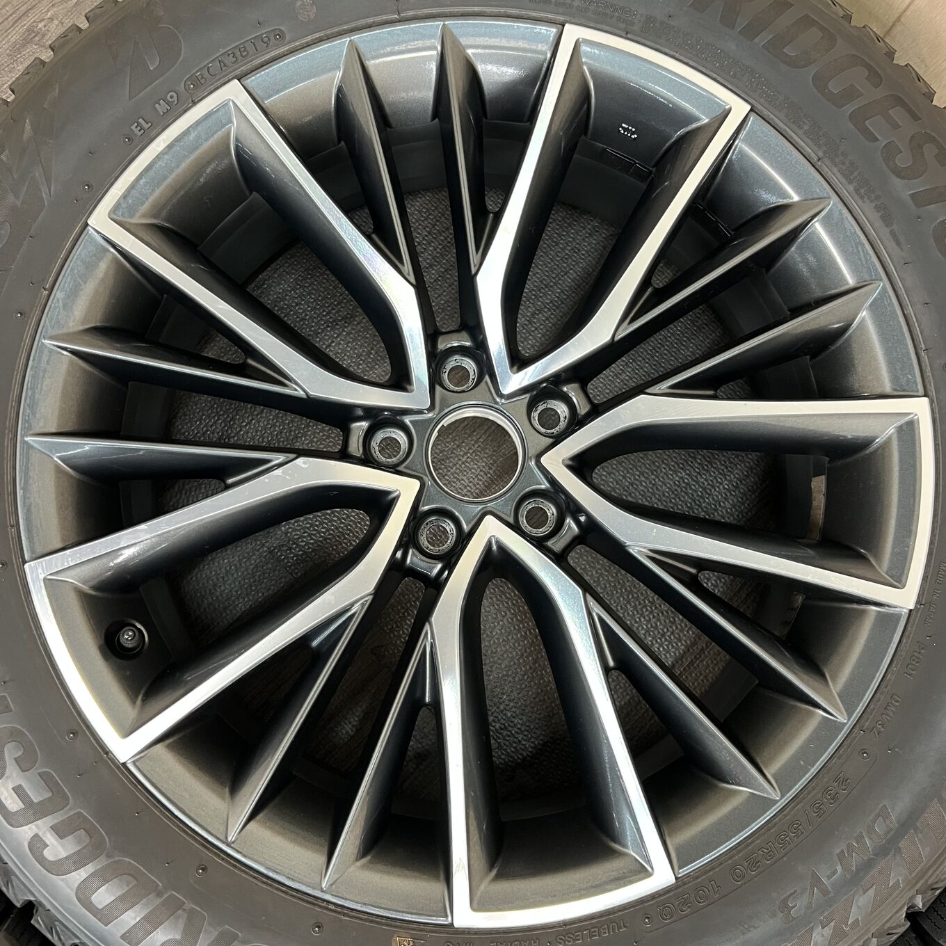 Bridgestone NX; RX 235/55 R20, фото 4