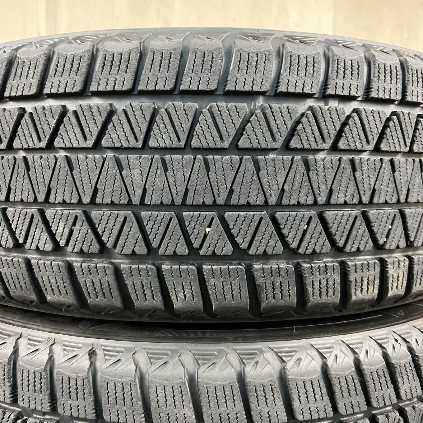 Bridgestone BLIZZAK DM-V3 235/55 R20, фото 2