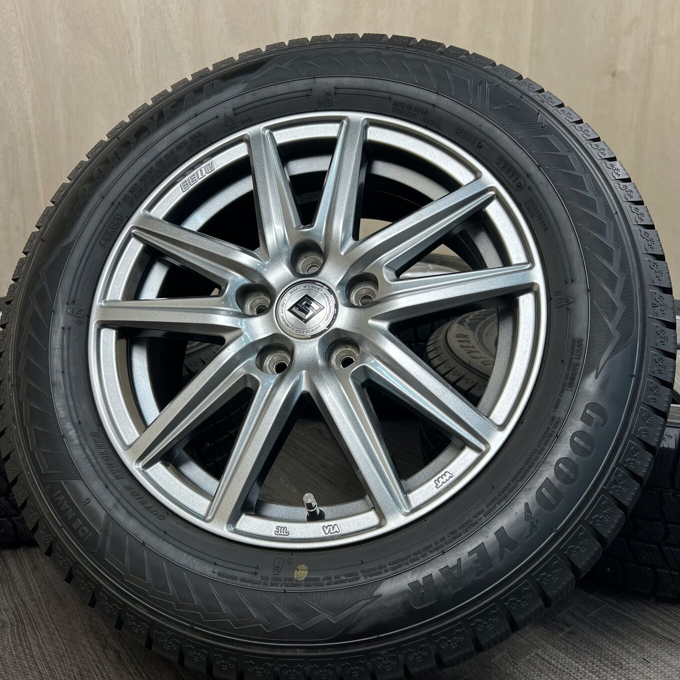 Б/У колесо в сборе 215/60 R16 Goodyear SEIN, артикул 117S40426