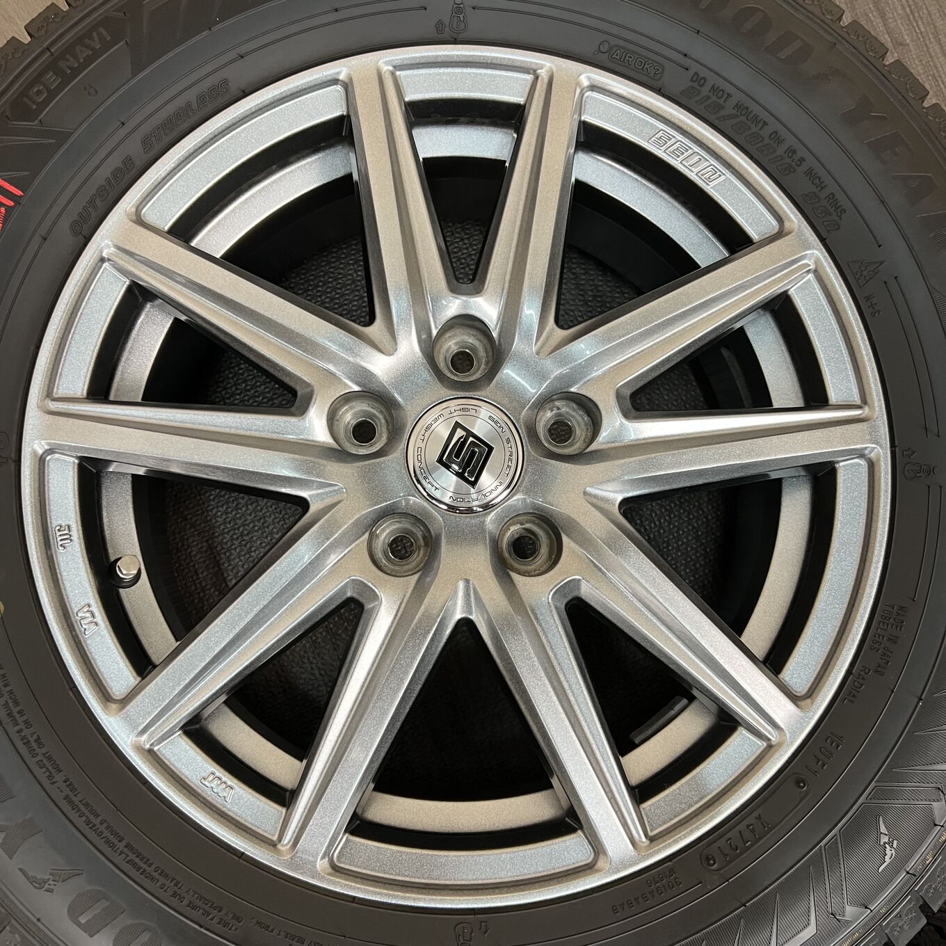 Goodyear SEIN 215/60 R16, фото 5