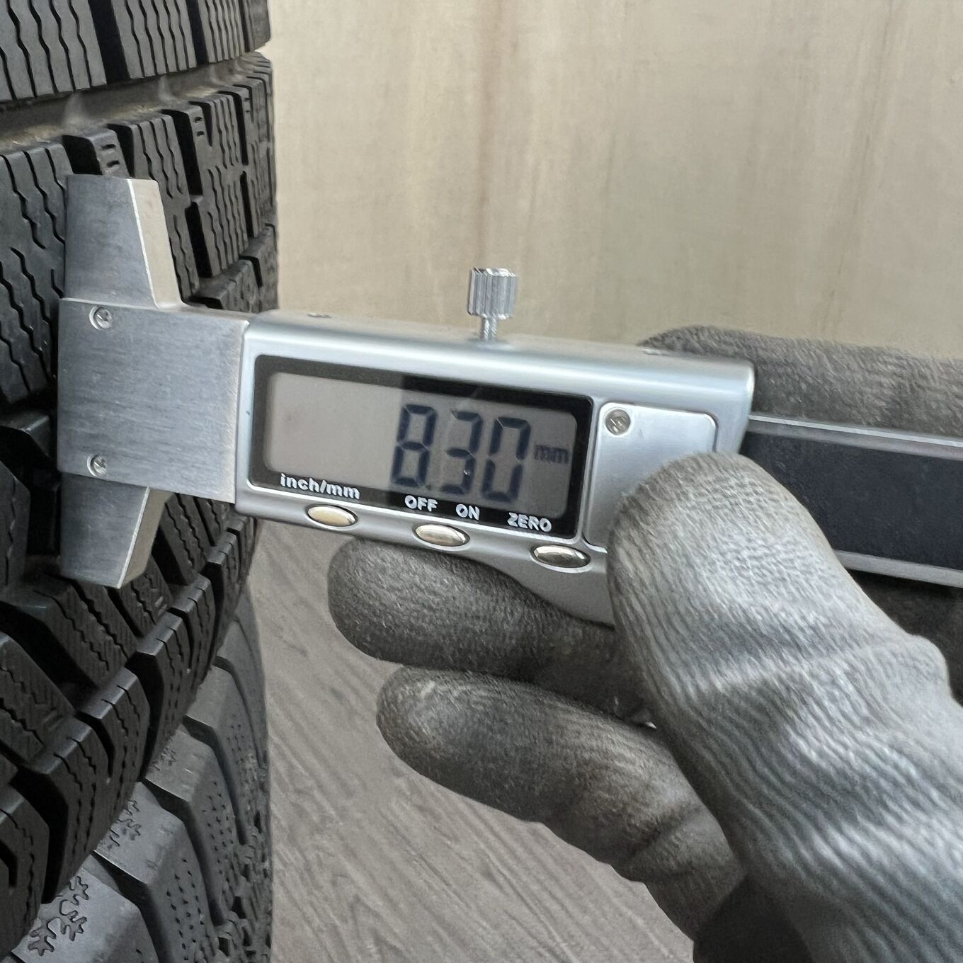 Goodyear ICE NAVI 8 215/60 R16, фото 6