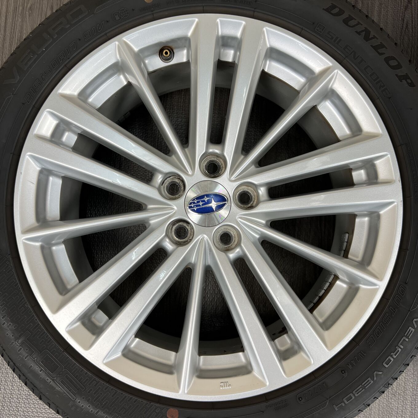 Dunlop VEURO VE304 215/50 R17, фото 2