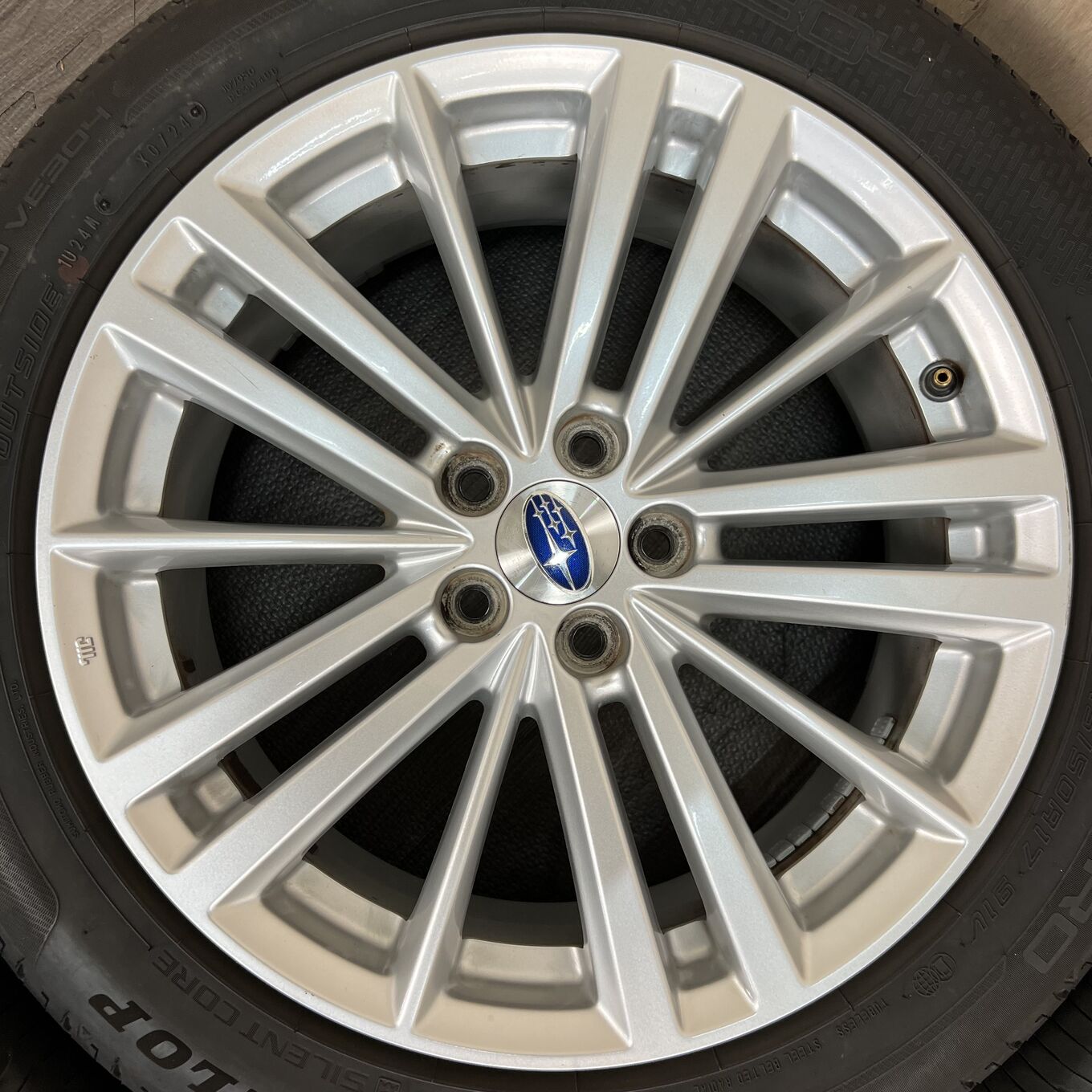 Dunlop VEURO VE304 215/50 R17, фото 4