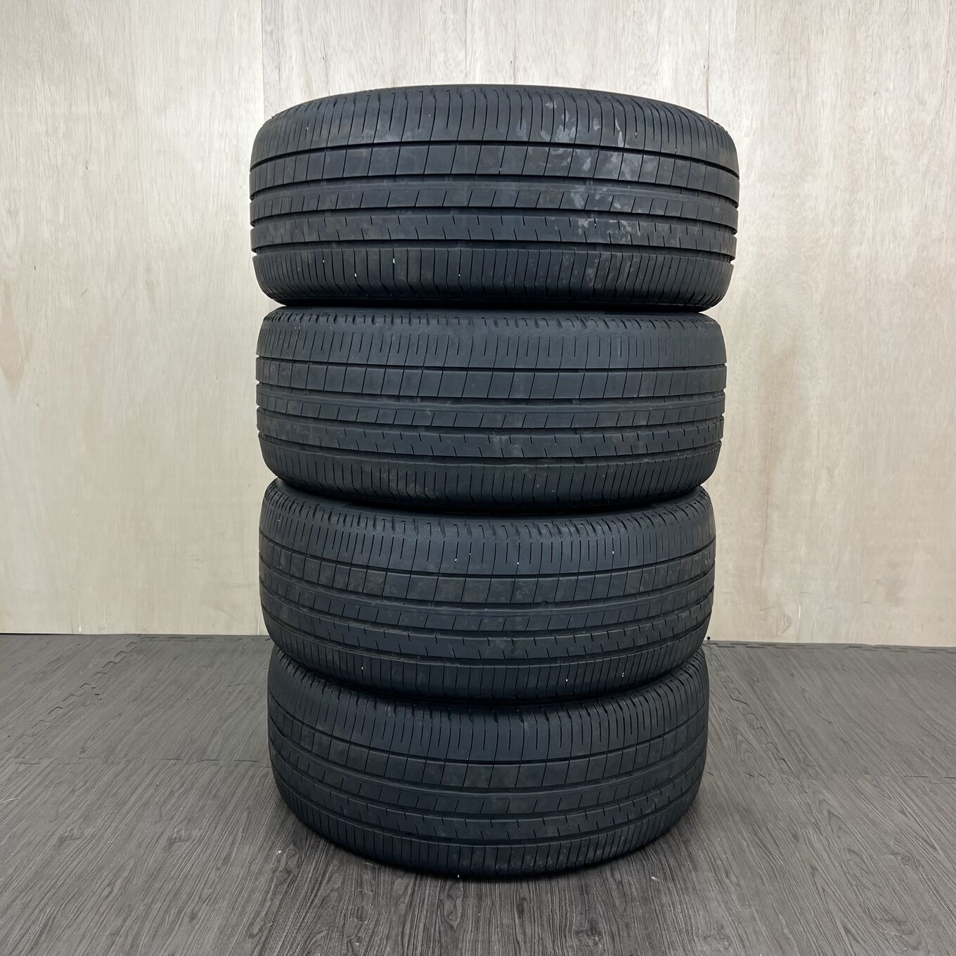 215/50 R17 Dunlop VEURO VE304 — 16 900 ¥/комплект