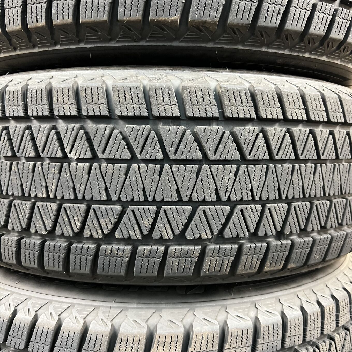 Bridgestone BLIZZAK DM-V3 235/60 R18, фото 3