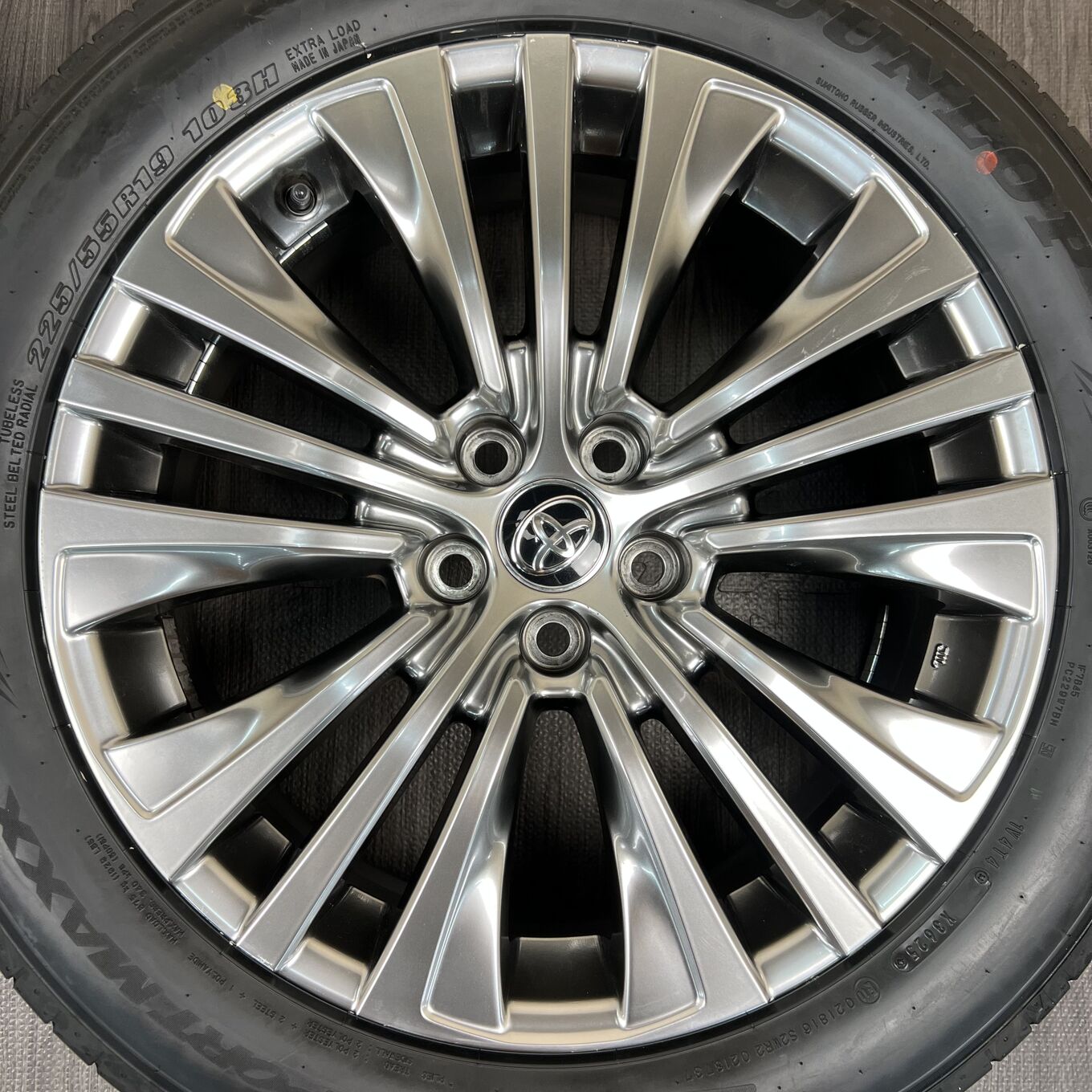 Dunlop HARRIER 225/55 R19, фото 3