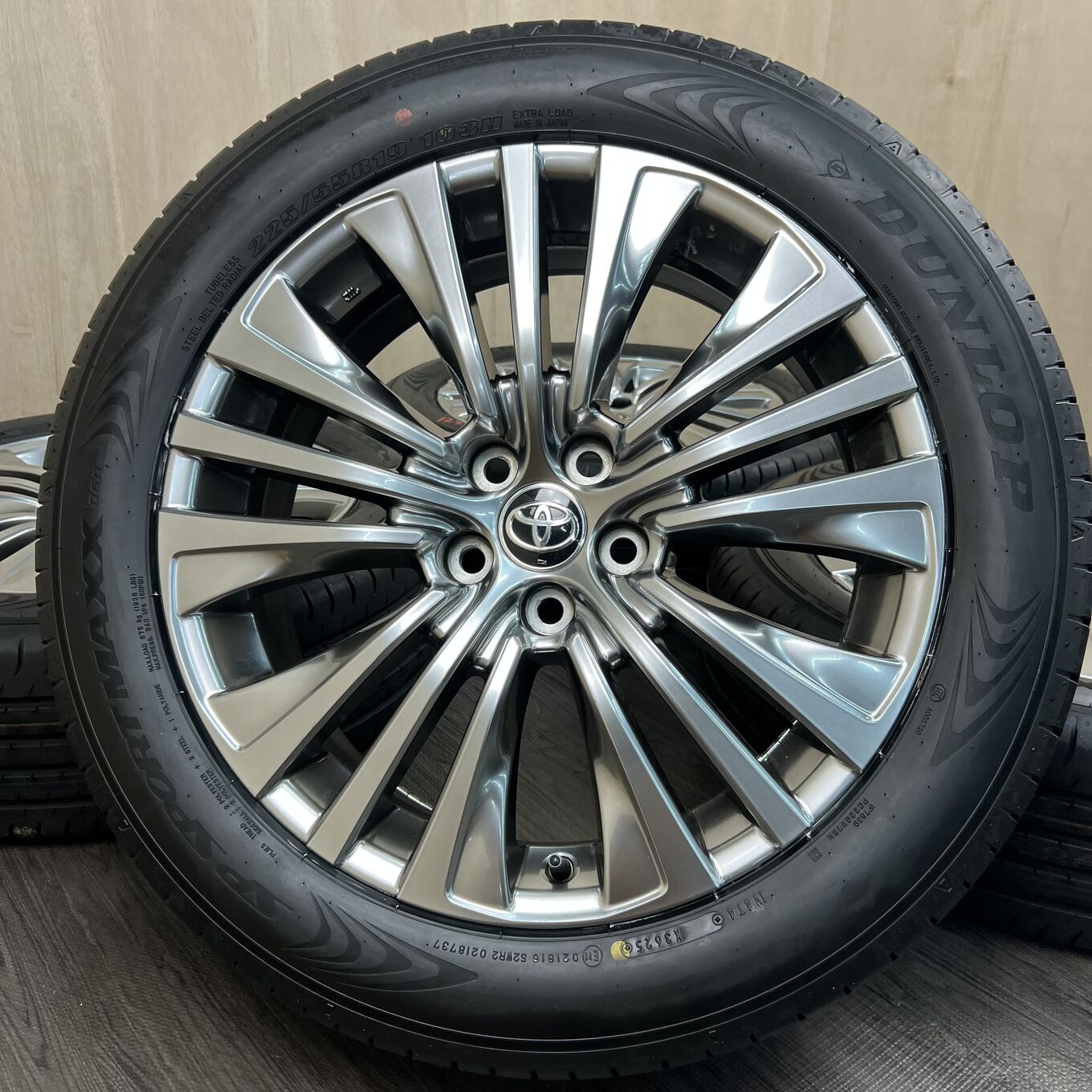 Dunlop HARRIER 225/55 R19, фото 6