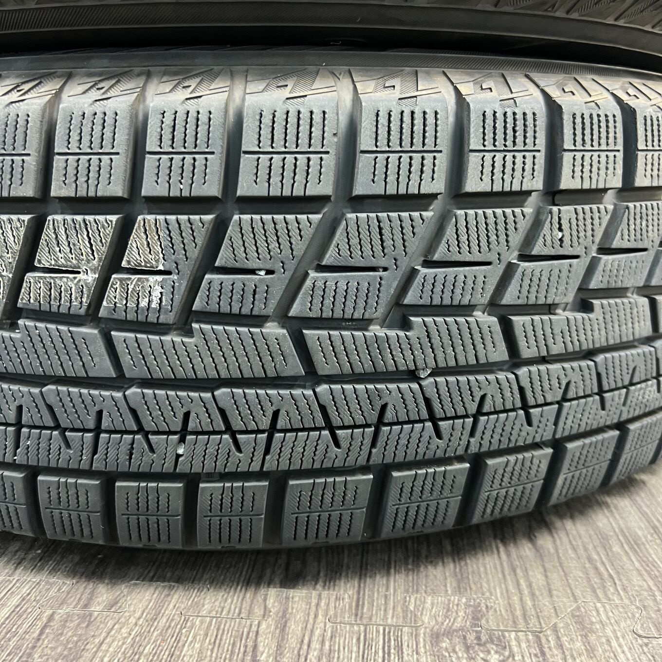 Yokohama ICE GUARD IG60 215/65 R16, фото 5