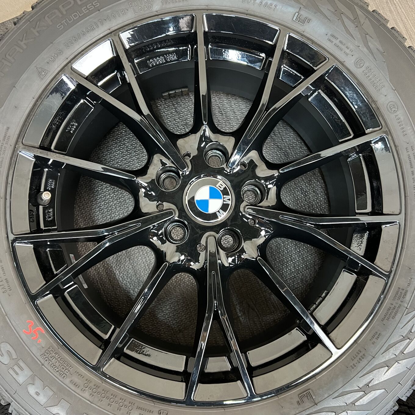 Nokian BMW 225/55 R17, фото 5