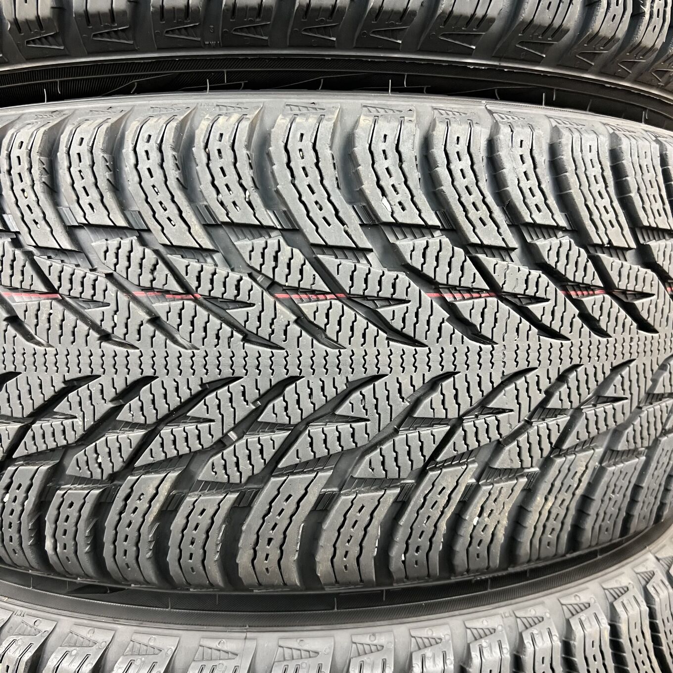 Nokian HAKKAPELITTA R3 225/55 R17, фото 3