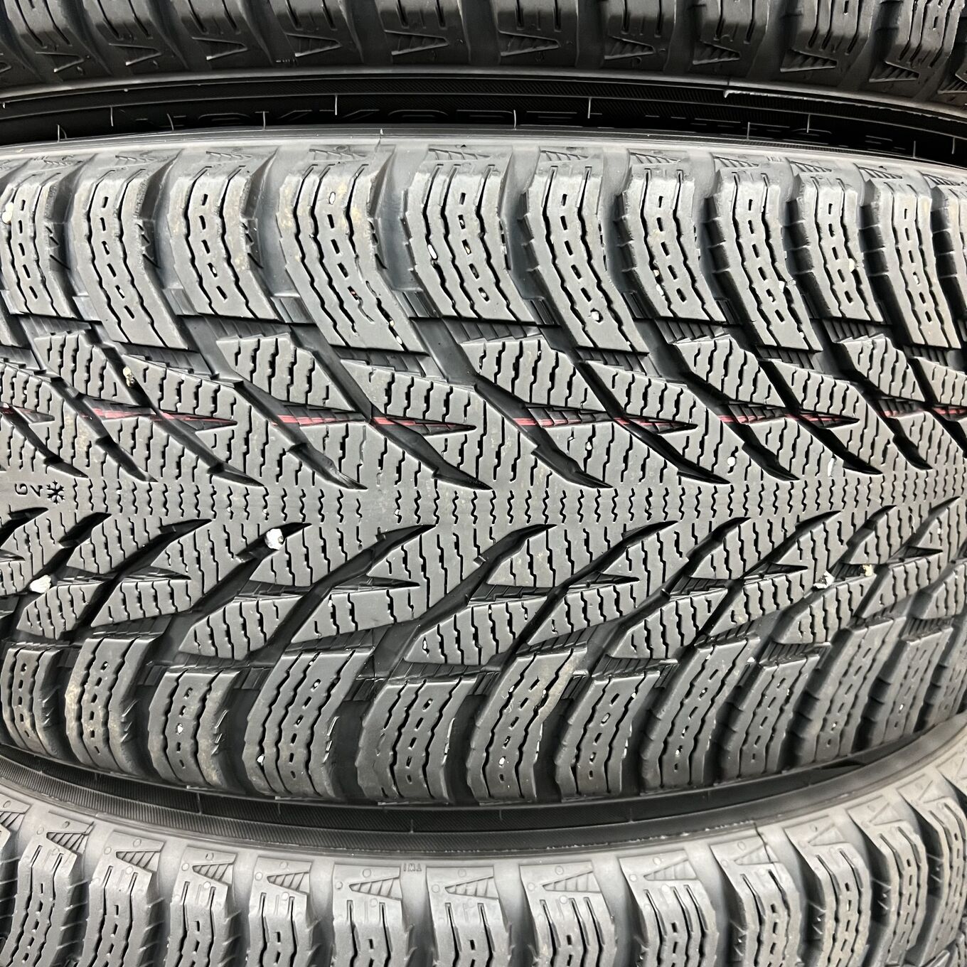 Nokian HAKKAPELITTA R3 225/55 R17, фото 4