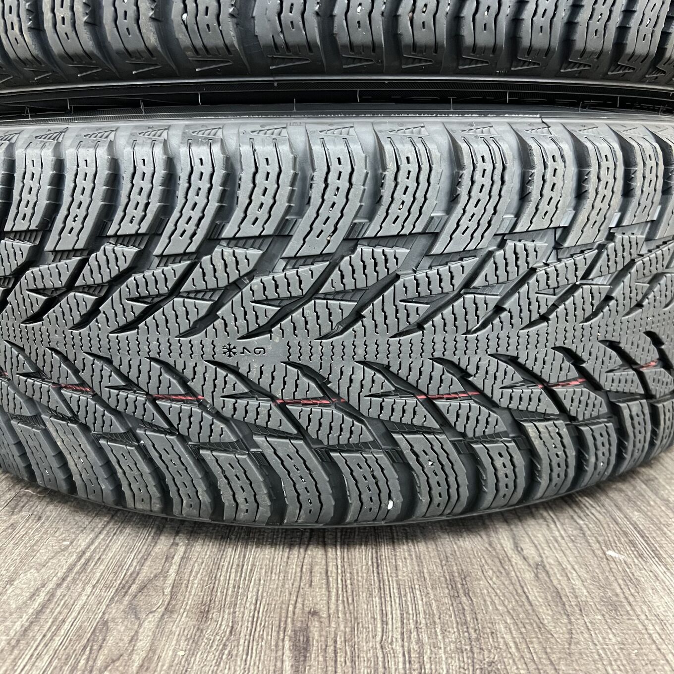 Nokian HAKKAPELITTA R3 225/55 R17, фото 5