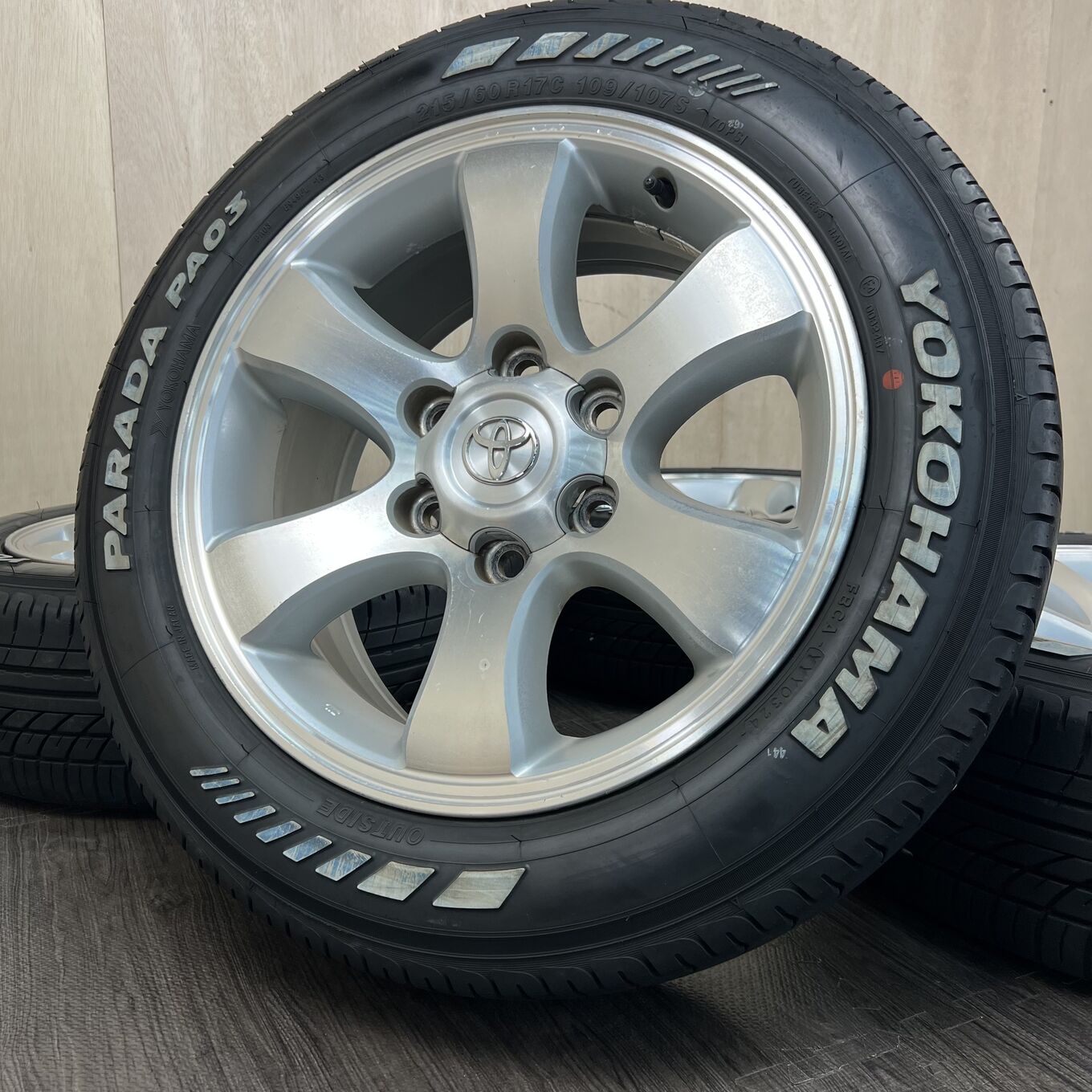 Б/У колесо в сборе 215/60 R17 Yokohama PRADO/SURF, артикул 128S40426