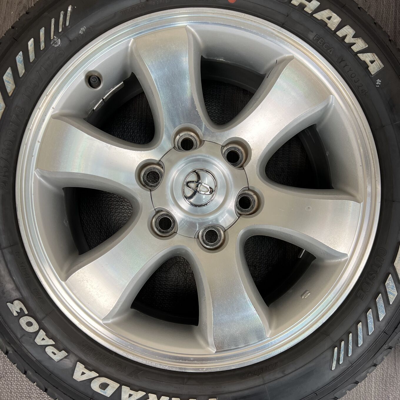 Yokohama PRADO/SURF 215/60 R17, фото 2