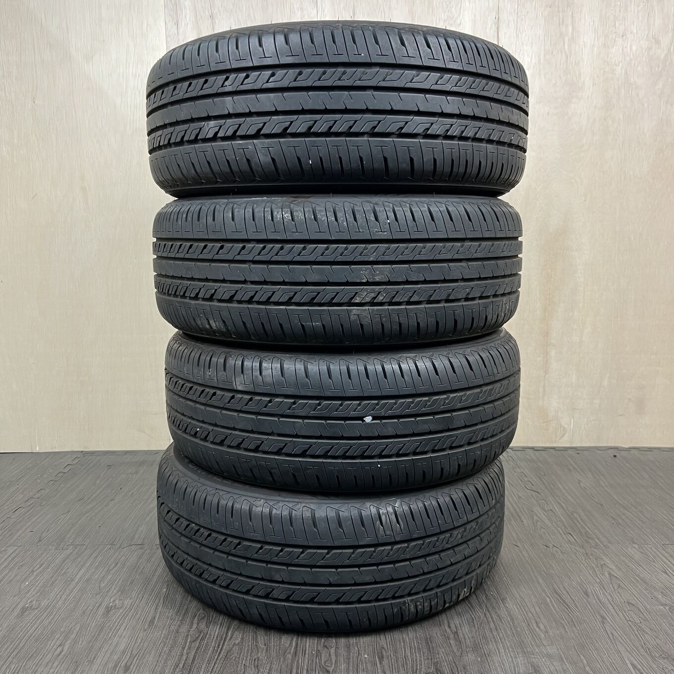 215/55 R17 SL201 — 25 400 ¥/комплект