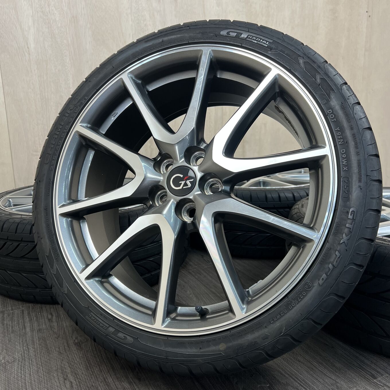 Б/У колесо в сборе 225/40 R18 Toyo PRIUS GS, артикул 131S40426