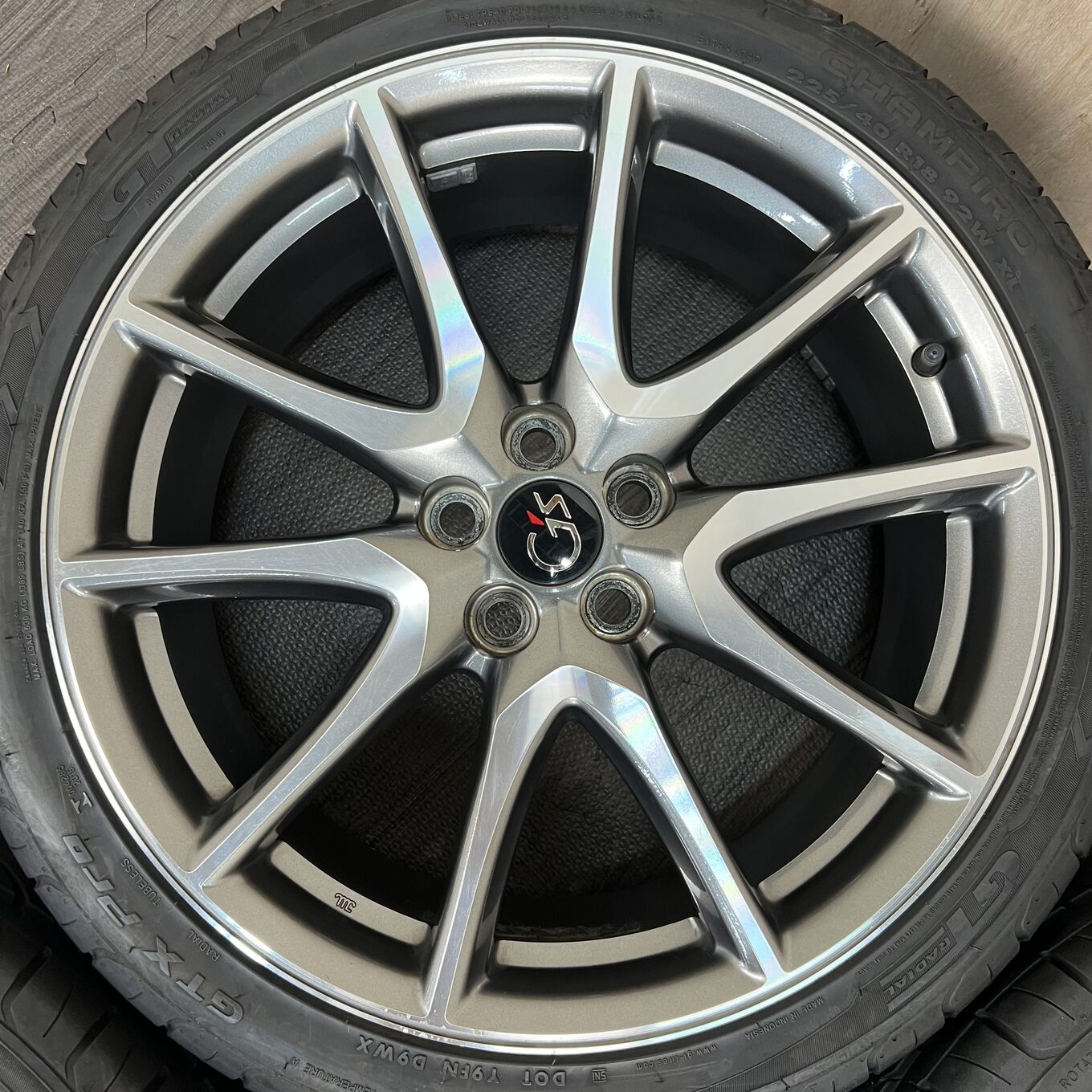 Toyo PRIUS GS 225/40 R18, фото 4