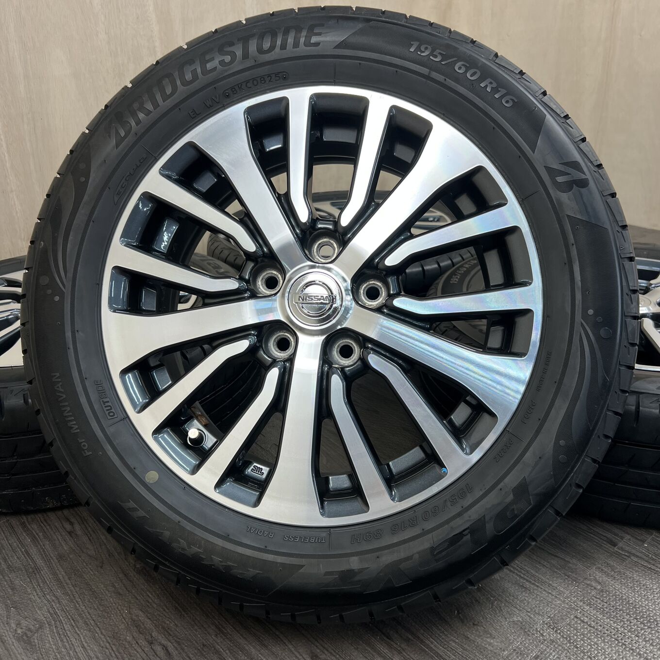 Bridgestone SERENA C26 195/60 R16, фото 6