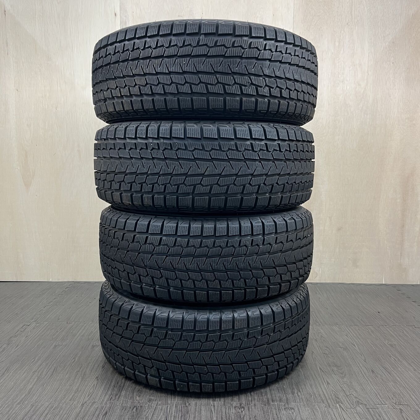 265/65 R17 Yokohama ICE GUARD G075 — 33 900 ¥/комплект