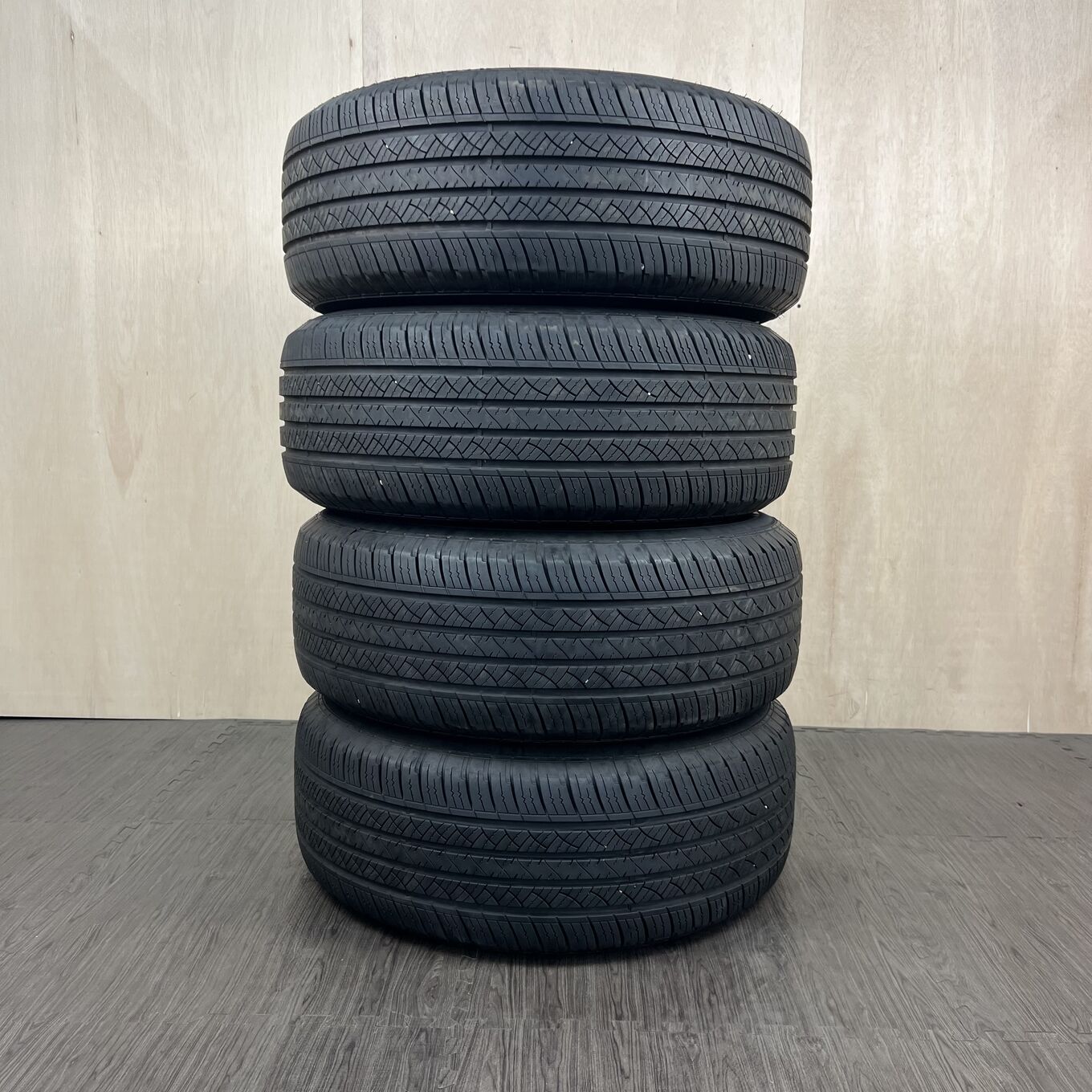265/65 R17 SIERA S6 — 13 900 ¥/комплект