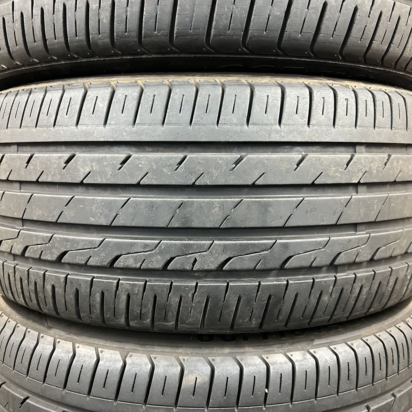CST MD-A1 245/40 R19, фото 3