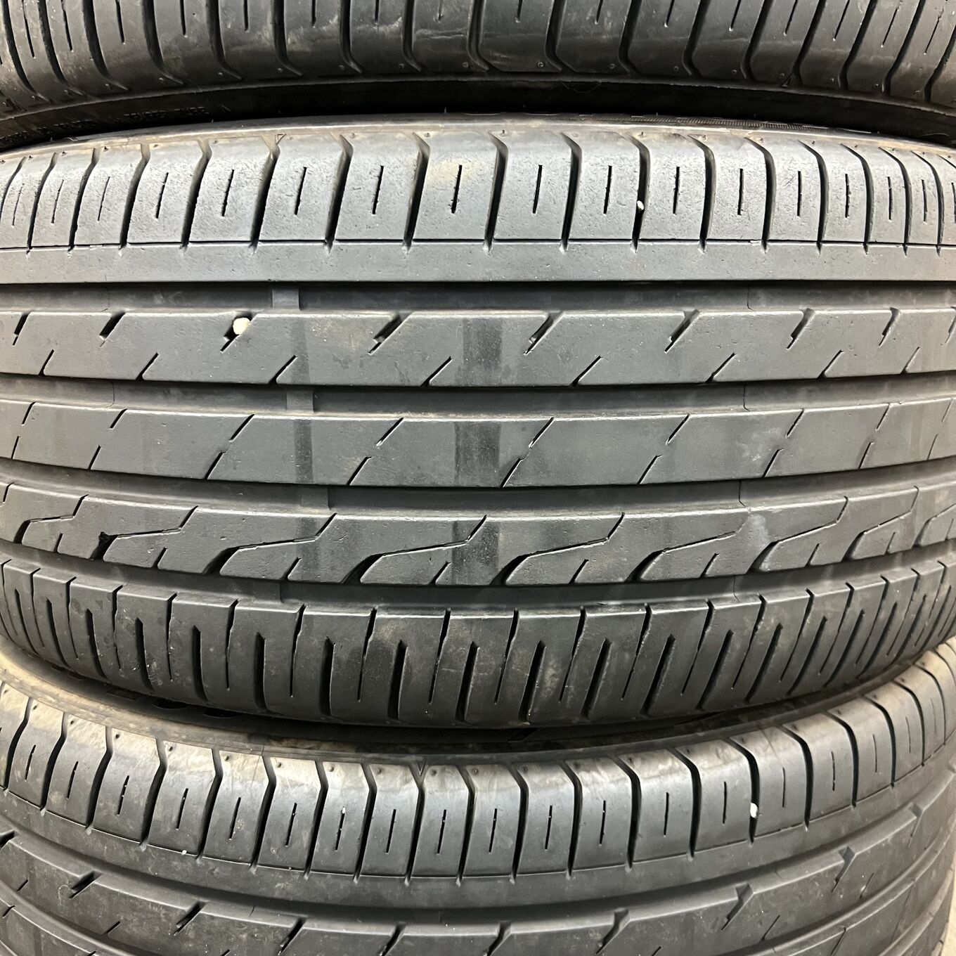 CST MD-A1 245/40 R19, фото 4