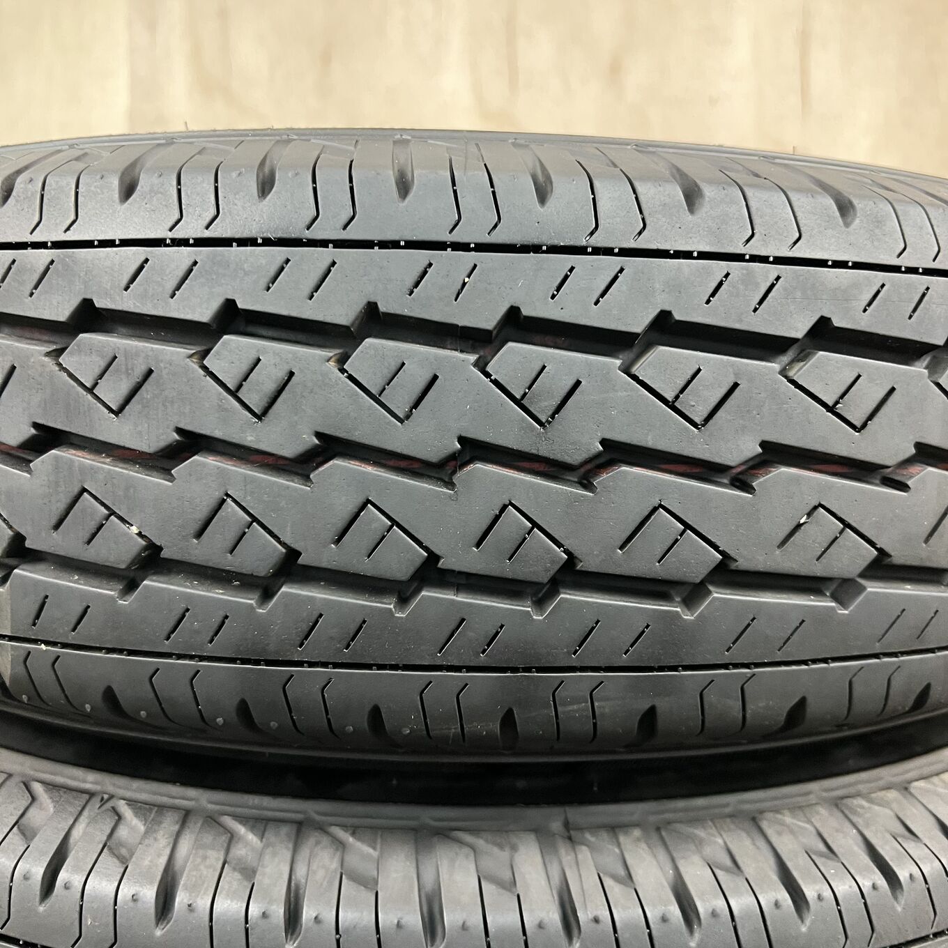 Bridgestone V600 195/80 R15, фото 2