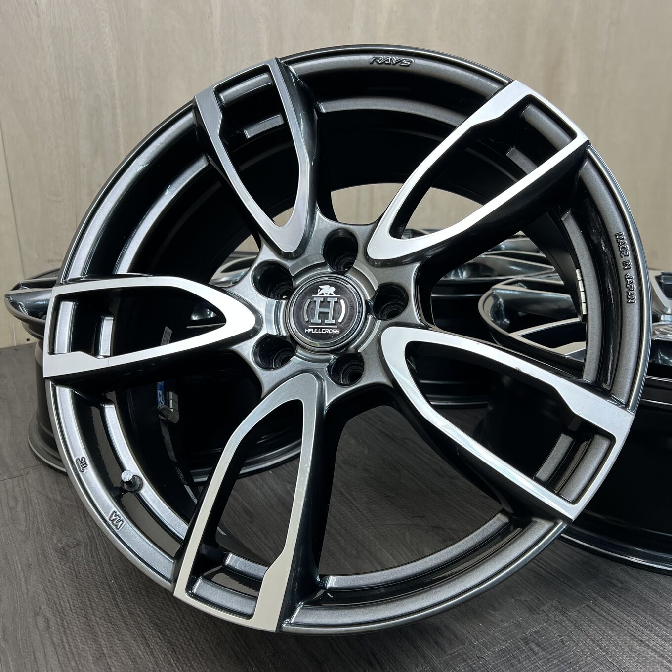 R19 8J ET48 5x114.3 H FULLCROSS RP5 — 59 500 ¥/комплект