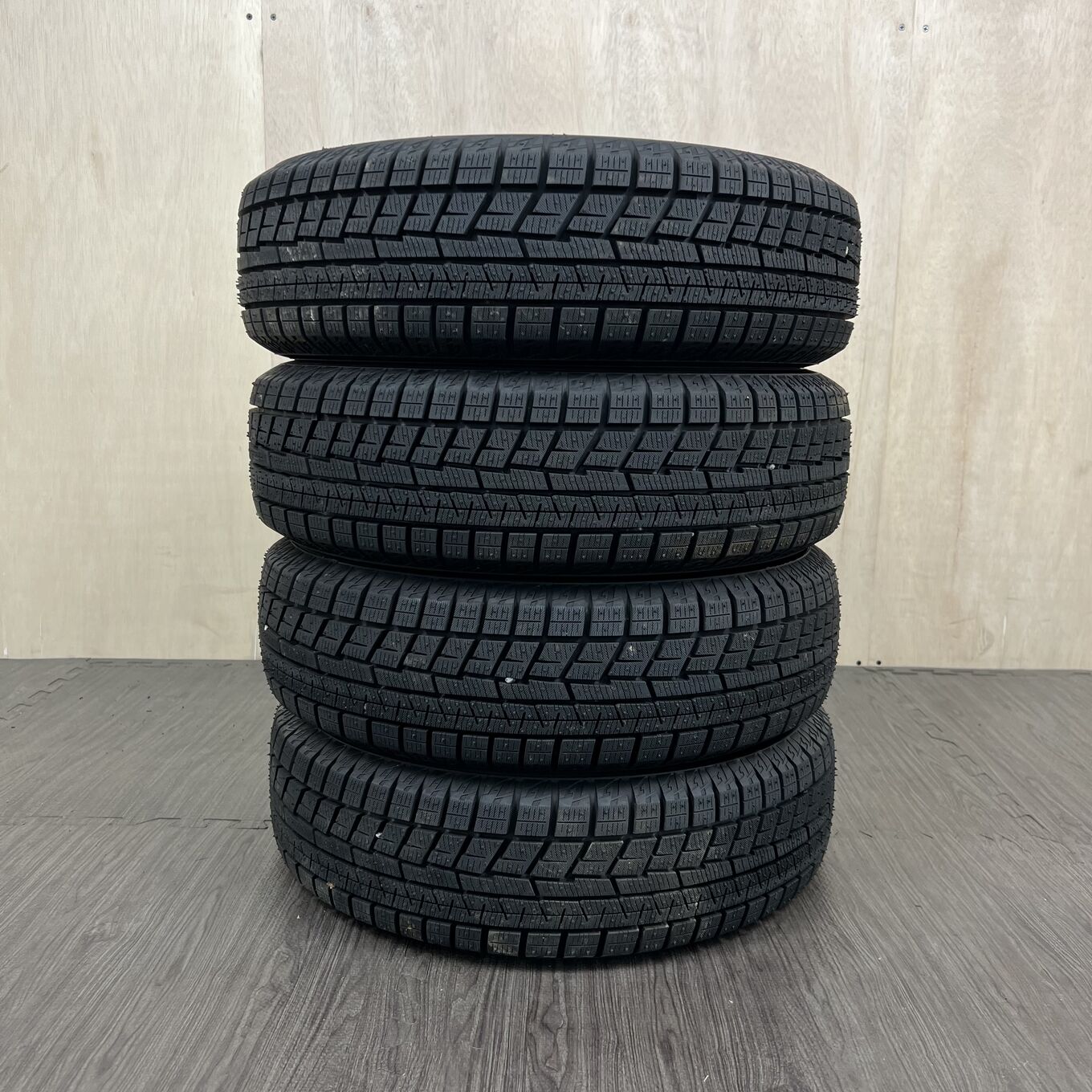 155/65 R13 Yokohama ICE GUARD IG60 — 13 600 ¥/комплект