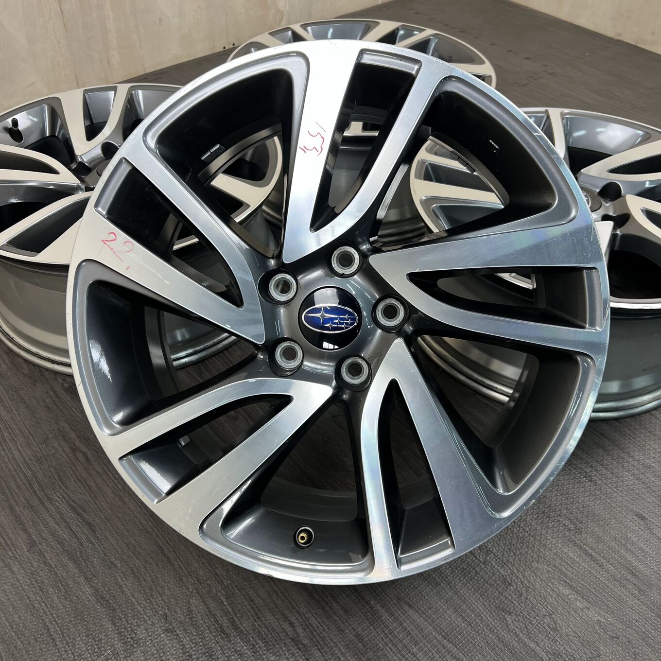 R18 7.5J ET55 5x114.3 LEVORG — 43 600 ¥/комплект