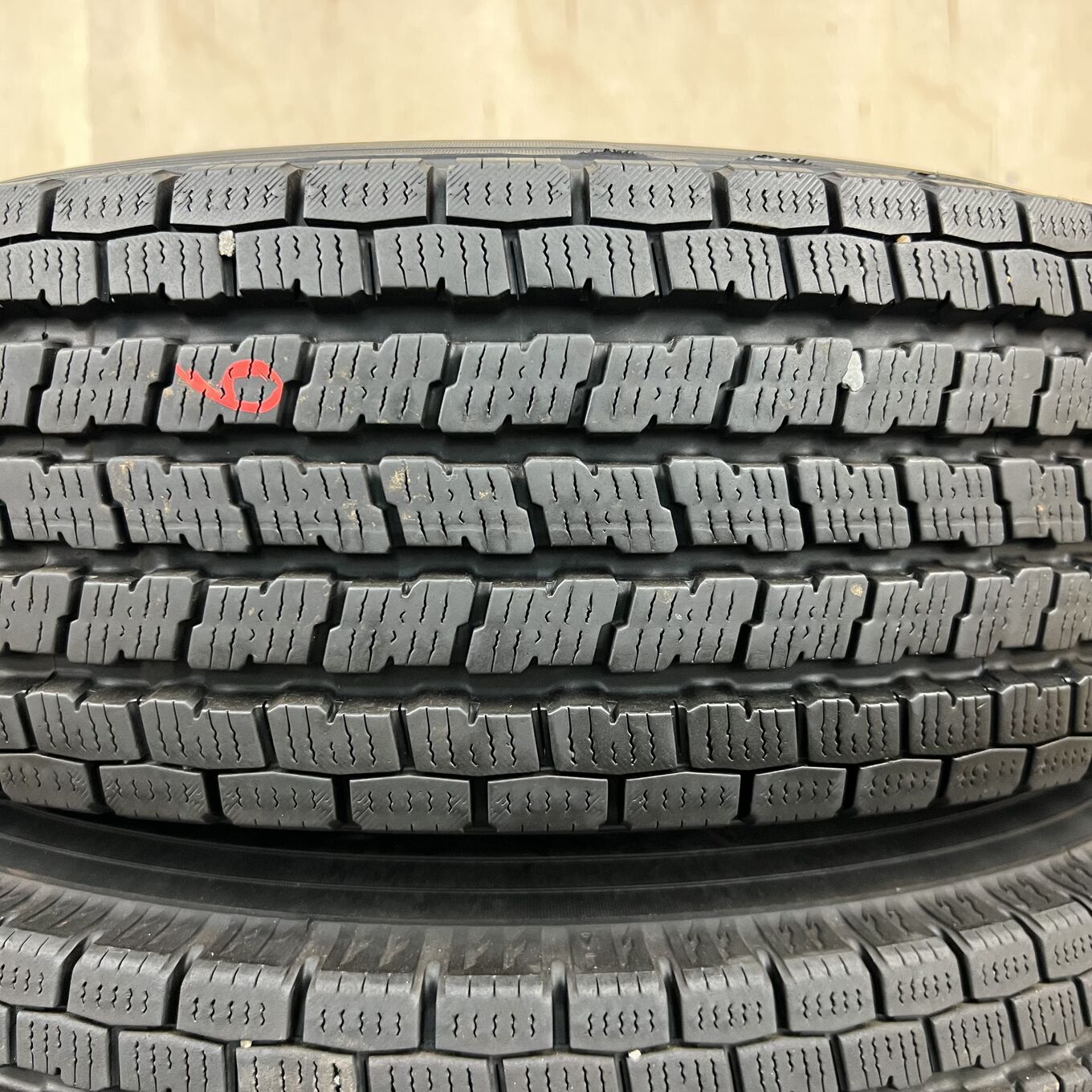 Yokohama ICE GUARD IG91 175/80 R13, фото 2