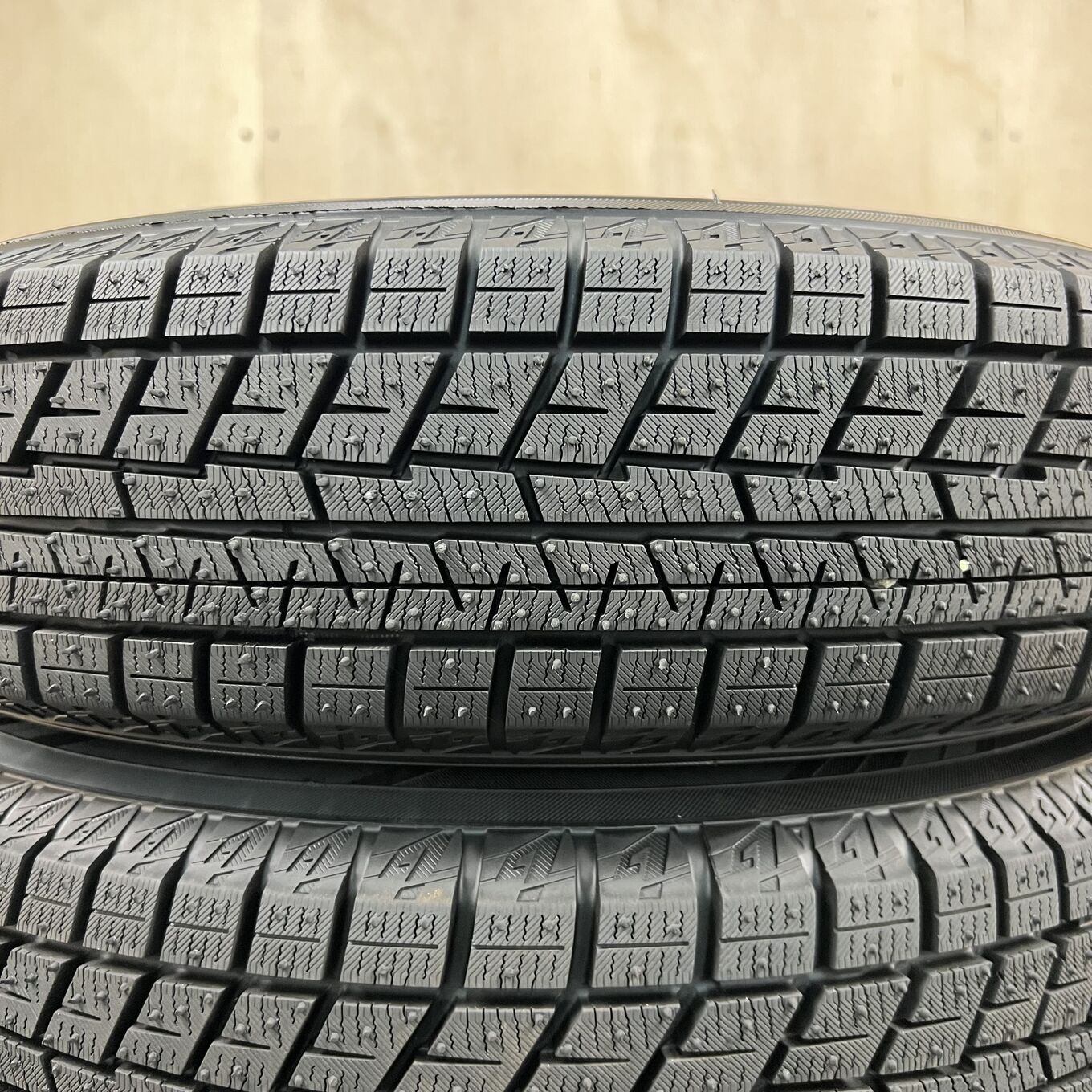 Yokohama ICE GUARD IG60 145/80 R13, фото 2