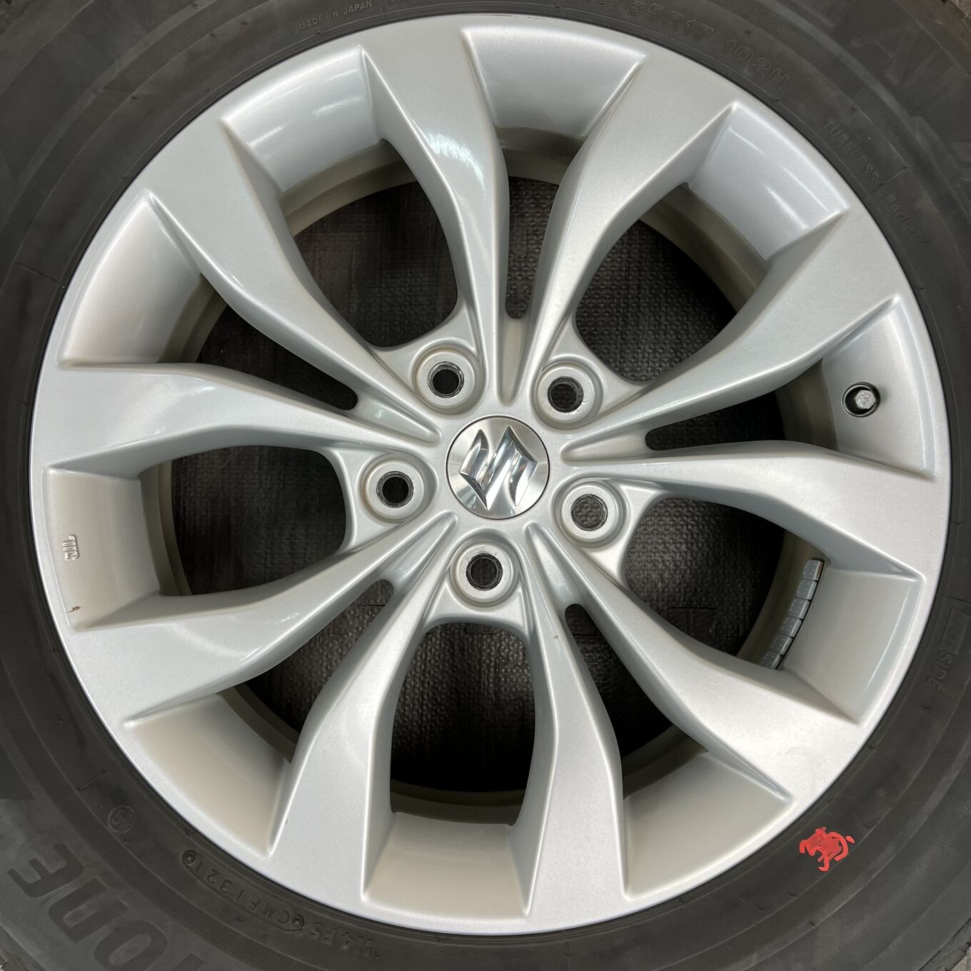 Bridgestone ESCUDO 225/65 R17, фото 3
