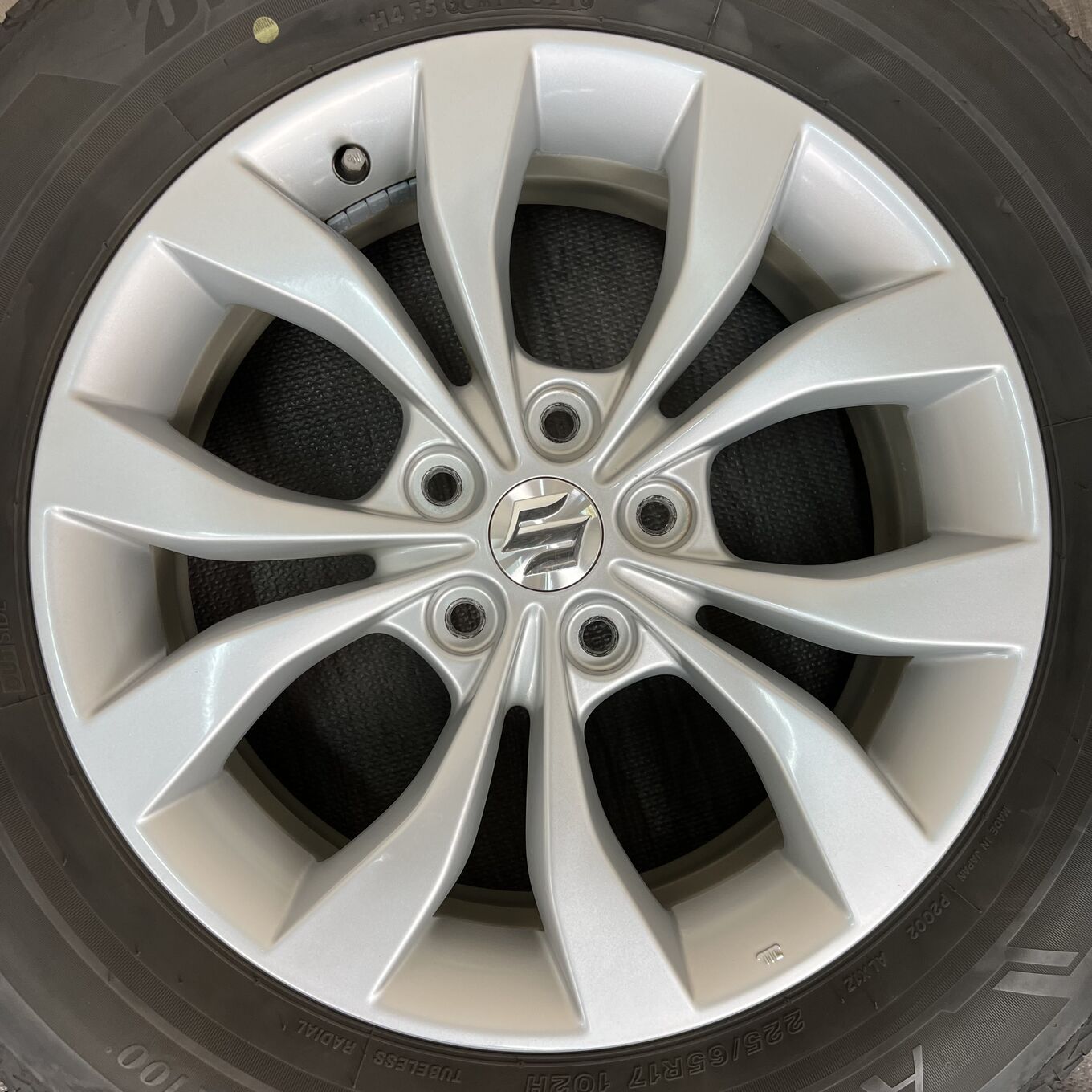 Bridgestone ESCUDO 225/65 R17, фото 5