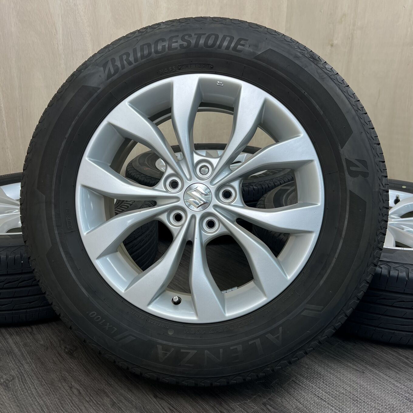Bridgestone ESCUDO 225/65 R17, фото 6